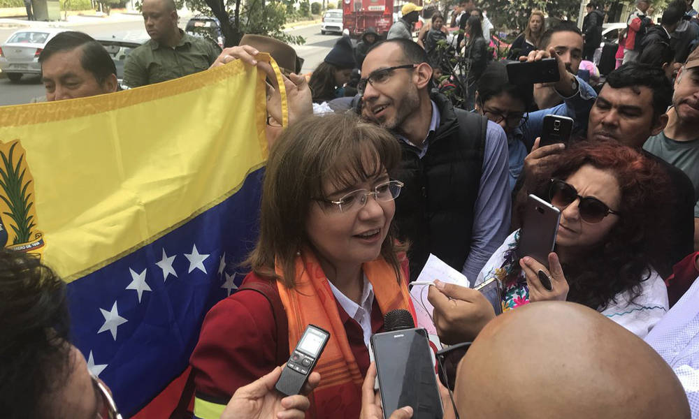 Embajadora de Venezuela en Ecuador abandonó el país