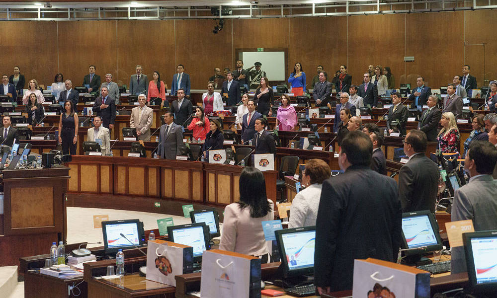 Asambleístas esperan terna de vicepresidente que tiene previsto enviar Moreno