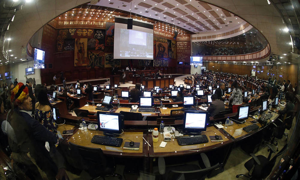 Asamblea Nacional aprobó la noche del viernes destitución de José Serrano de presidencia