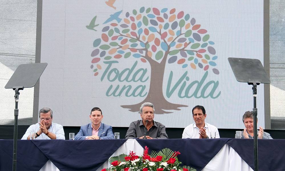 Moreno recalca concepto de lealtad en entrega créditos de desarrollo humano en Guayaquil