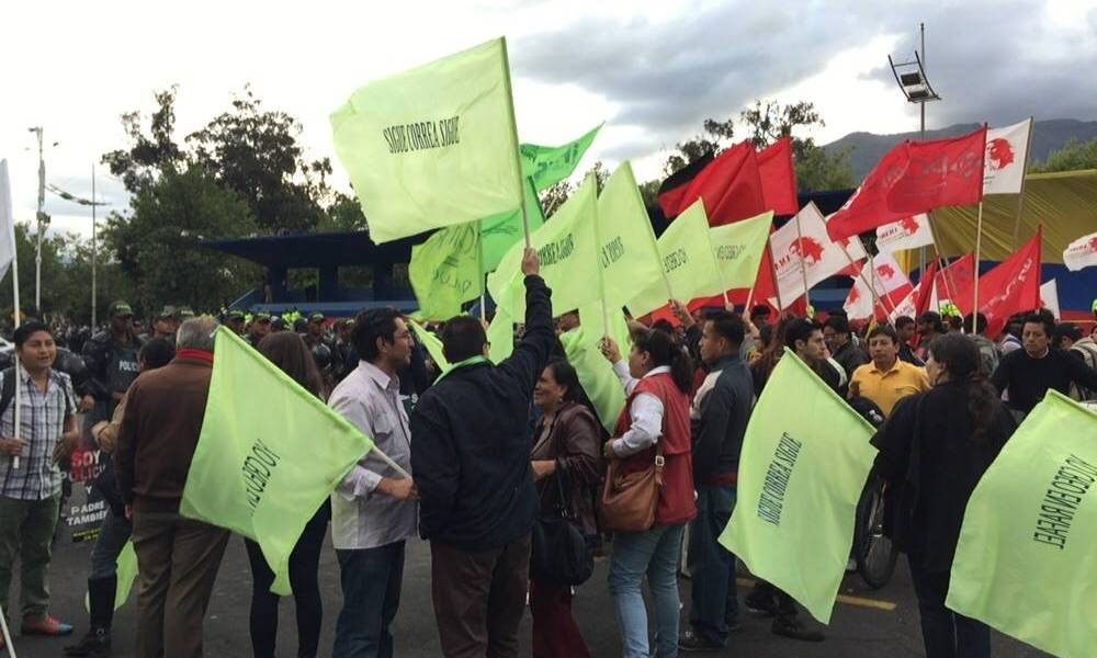 Concentraciones de oposición y pro gobierno por quinto día consecutivo en Quito