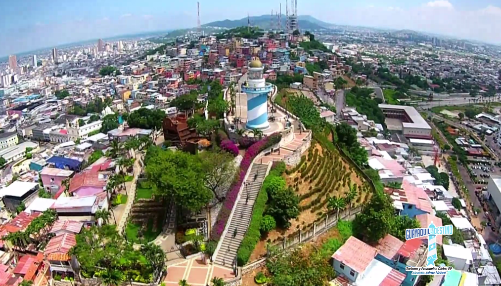 Cerro Santa Ana, el mirador ideal para apreciar a Guayaquil