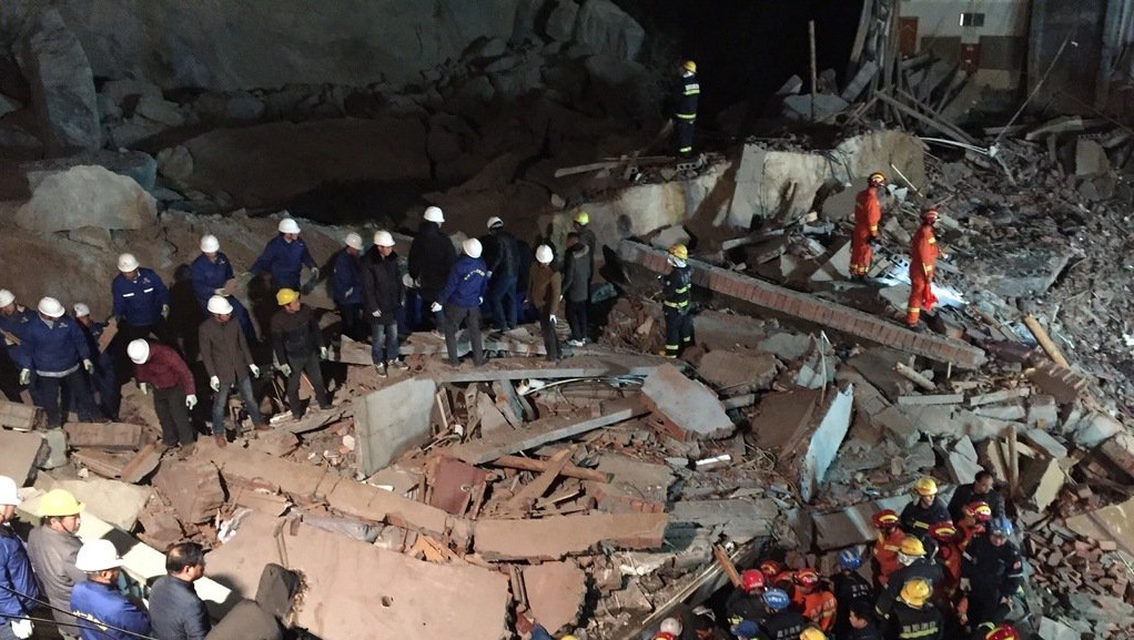 Al menos 12 muertos en hotel chino arrasado por deslizamiento de tierra