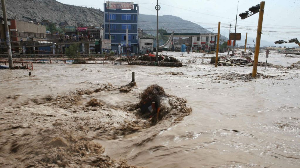 Perú requerirá de USD 9.000 millones para reconstrucción tras fuertes lluvias, Kuczynski