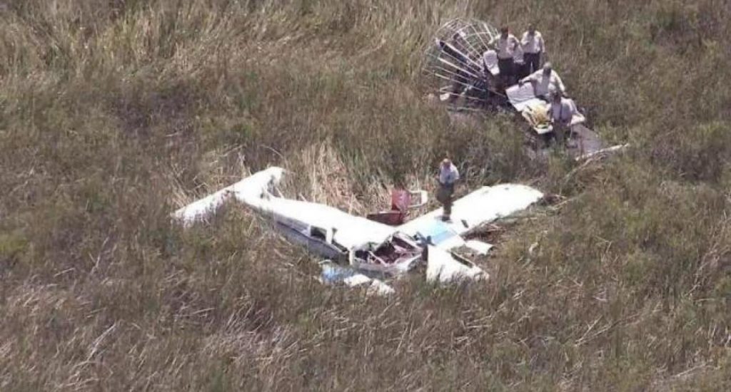 Al menos 3 muertos tras colisión de 2 avionetas en Florida