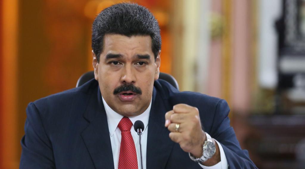 Parlamento venezolano abre debate para determinar situación de Maduro