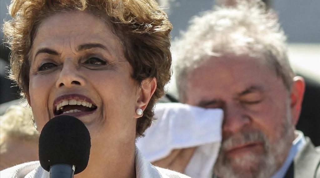 Rousseff acusa a Temer de querer &quot;privatizar&quot; el petróleo de Brasil