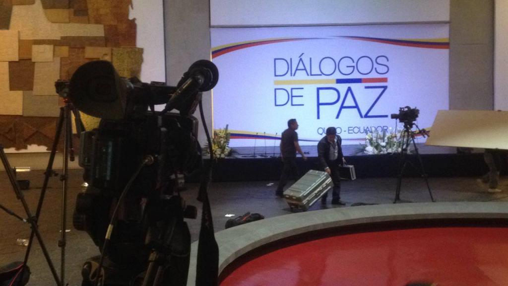 Colombia aplaza diálogos de paz con ELN hasta liberación de excongresista