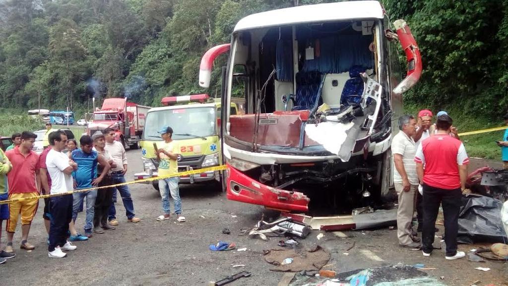 Un fallecido por accidente de tránsito en la vía Alóag-Santo Domingo