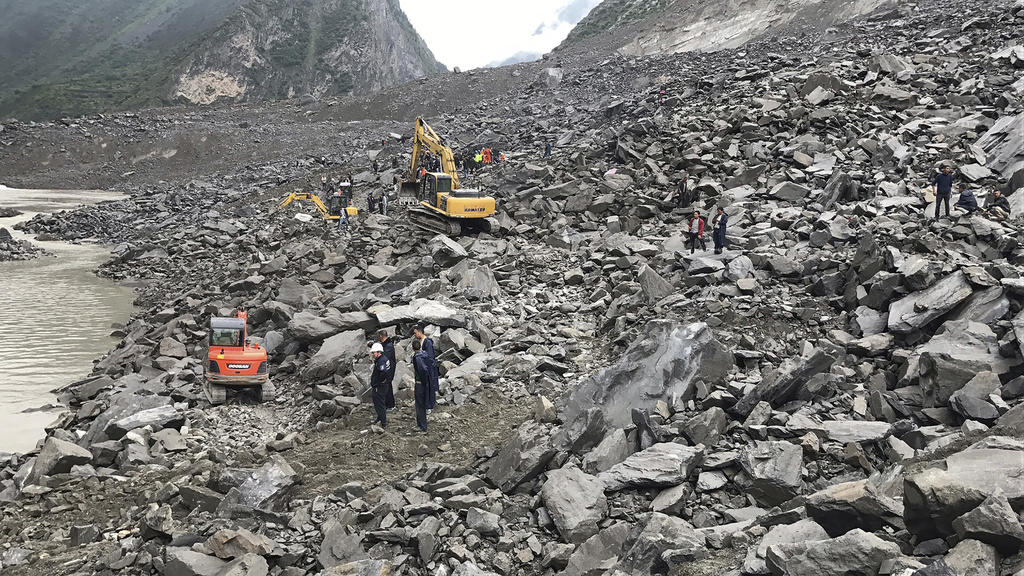 Más de 120 personas desaparecidas tras deslave de gran magnitud en China
