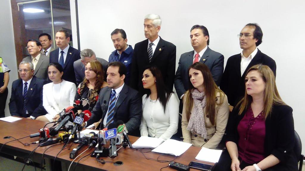 Asambleístas de CREO-SUMA buscan respaldos para juicio político contra vicepresidente Glas
