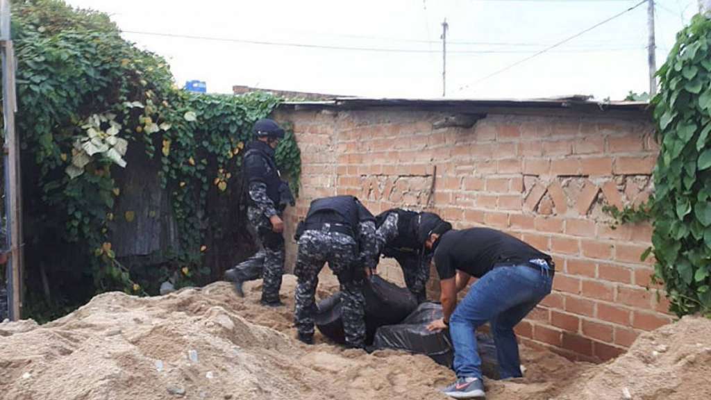 Hallan media tonelada de droga en casa de Huaquillas