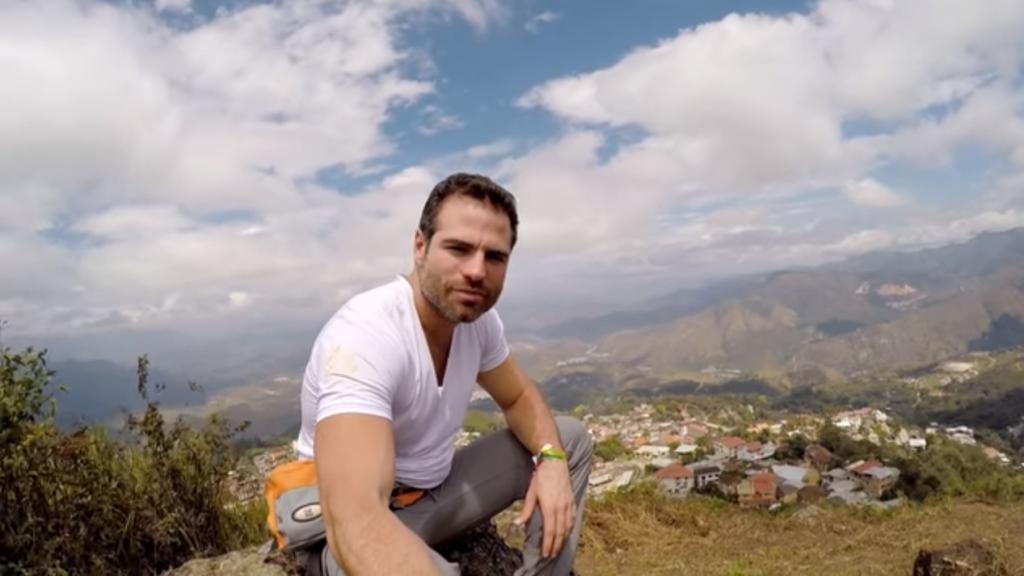 Roberto Manrique se siente Bienaventurado de ser ecuatoriano