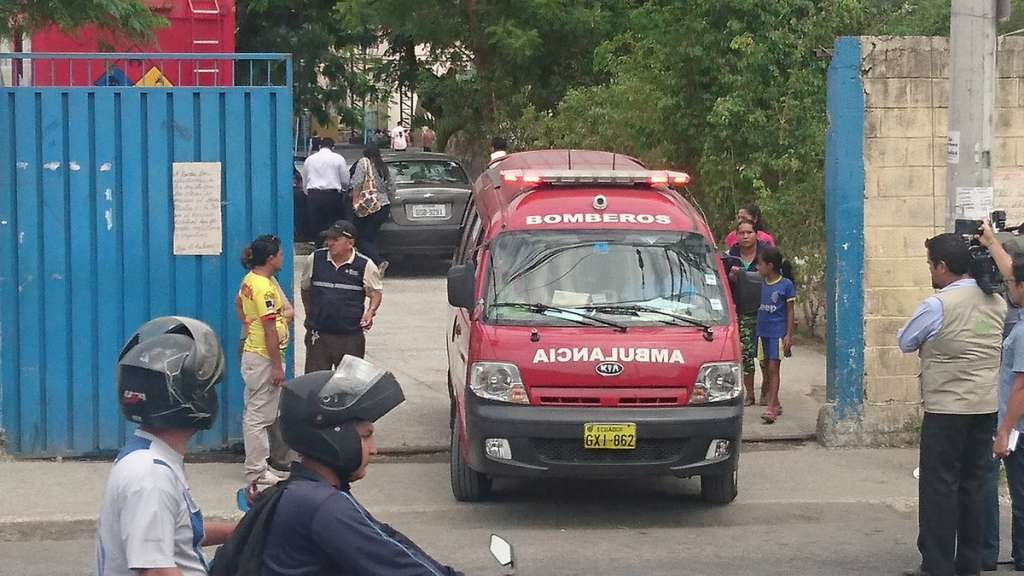 Nueva alerta en colegio de Guayaquil por otra supuesta intoxicación con gas