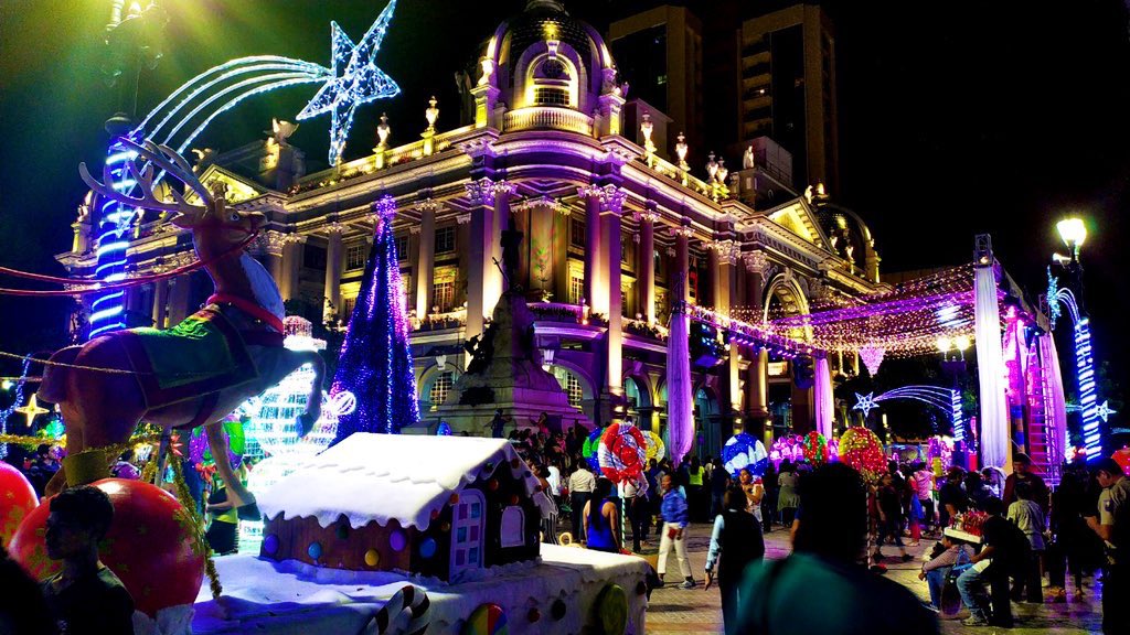 Guayaquil se viste de Navidad