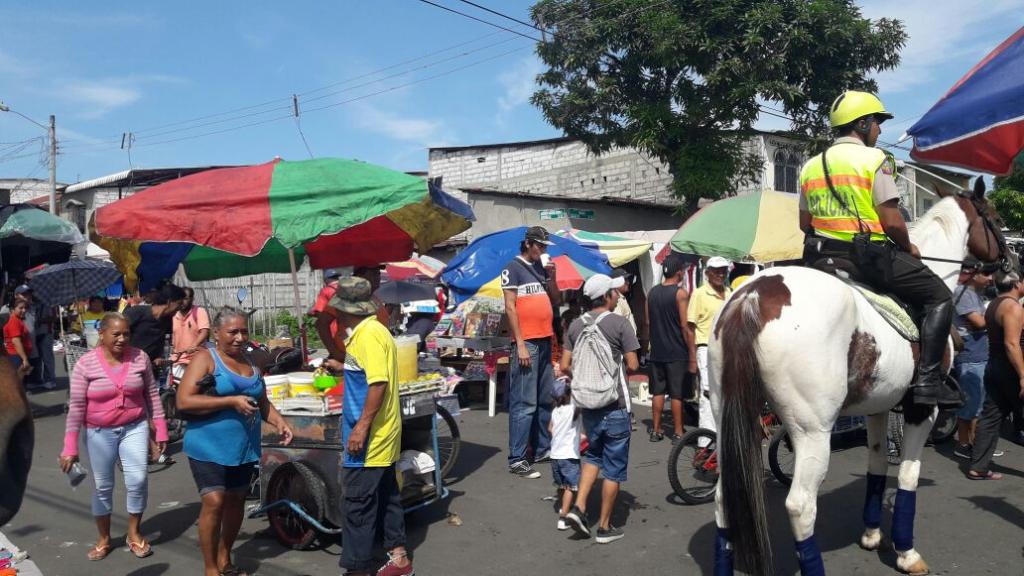 Policía busca combatir el microtráfico con intervención en Cisne 2, suburbio de Guayaquil