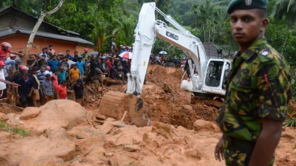 Inundaciones y avalanchas causan 91 muertos en Sri Lanka