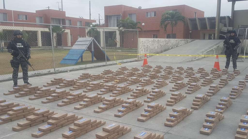 Una tonelada de droga, decomisada mediante varios operativos en Guayaquil