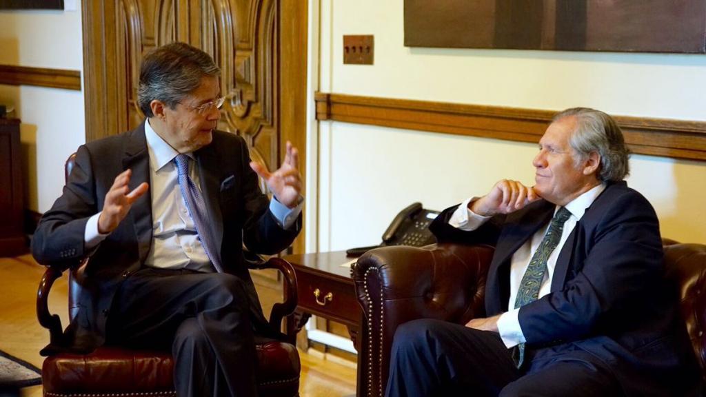 Guillermo Lasso pide a Almagro una misión electoral de la OEA