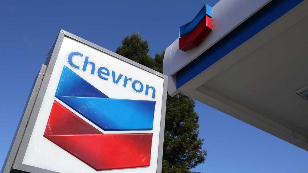 Gobierno de Ecuador dice que negativa de Chevron ha imposibilitado el diálogo