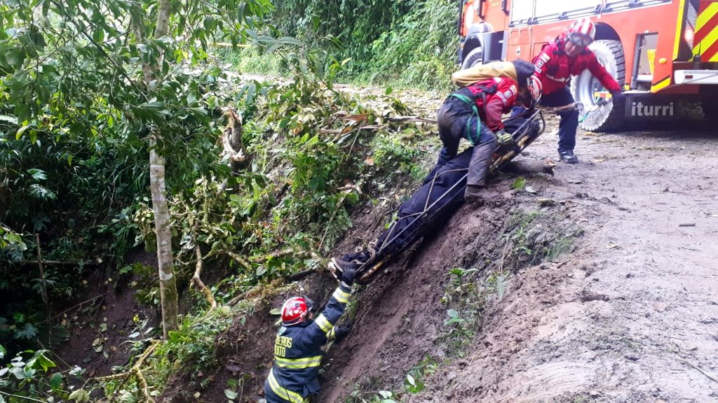 Tres heridos deja accidente en Tandayapa, noroccidente de Quito