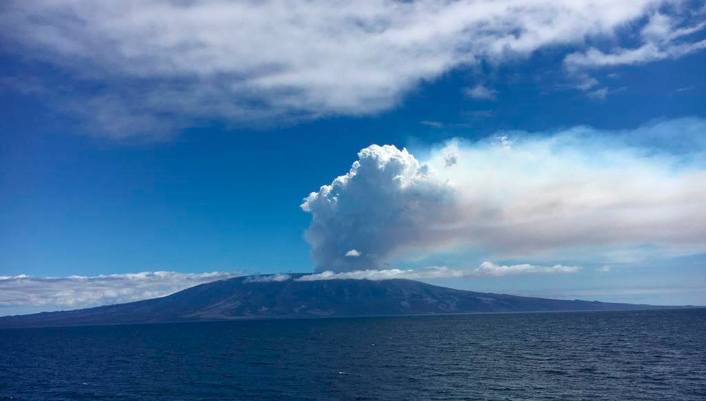 Entra en erupción el volcán La Cumbre en Galápagos