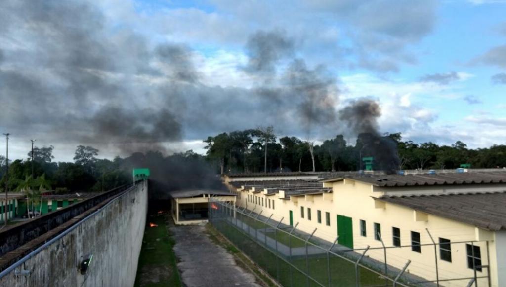 Un violento motín termina con al menos 50 muertos en una cárcel brasileña