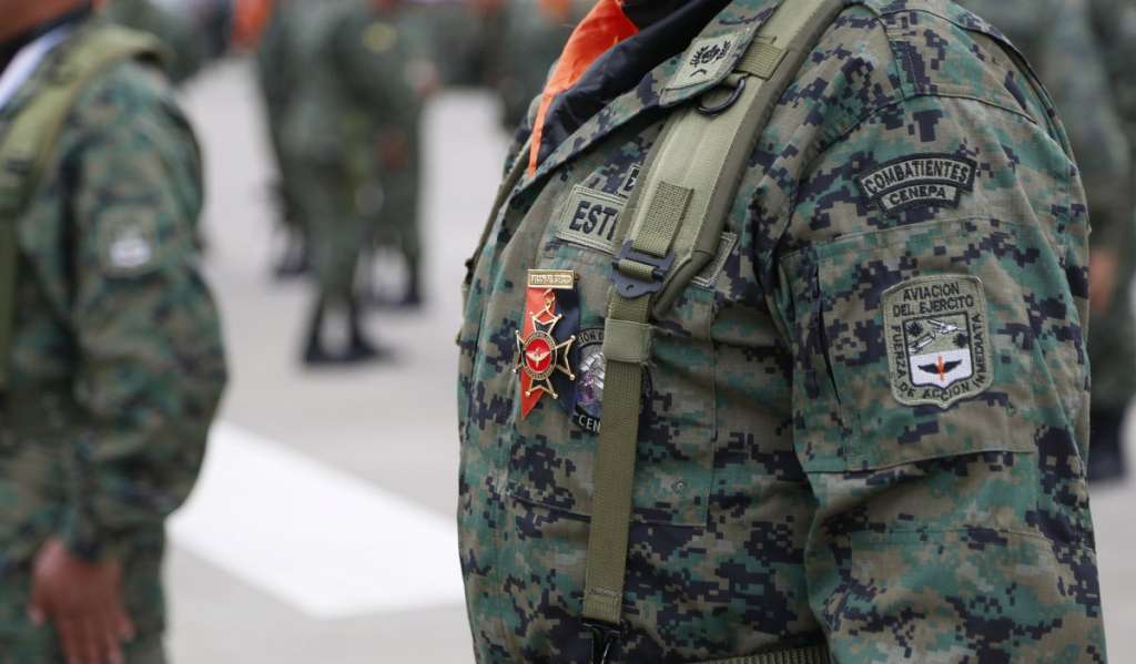 Fuerzas Armadas aceptarán mujeres en servicio militar desde agosto