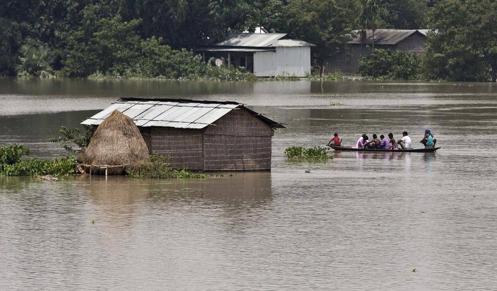 Más de 750 muertos en inundaciones en el sur de Asia