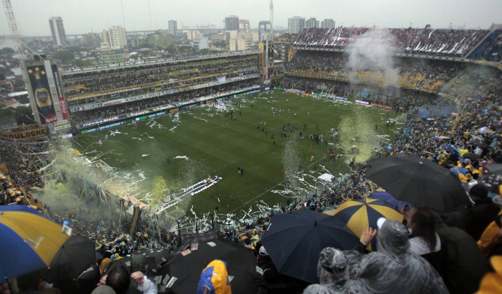 Justicia argentina allana clubes de fútbol en causa por derechos de TV