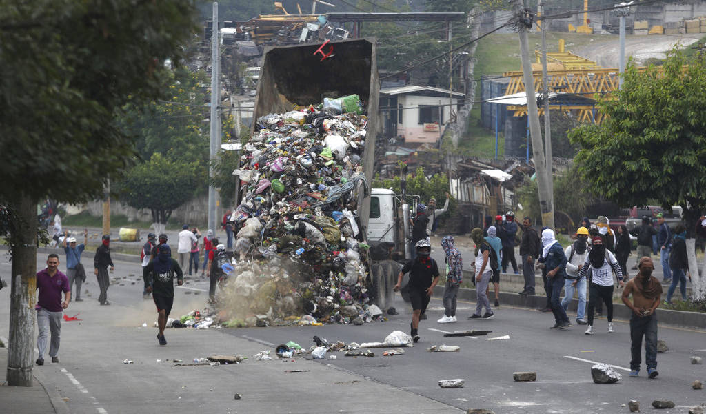 Al menos 16 muertos en Honduras tras protestas de apoyo a opositor Nasralla