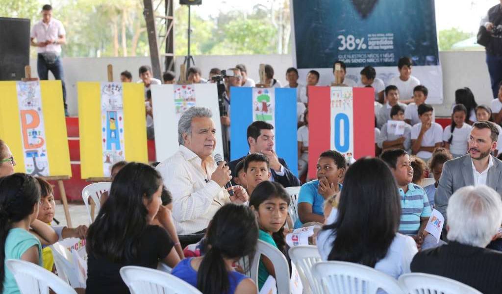 Moreno ofrece lucha contra trabajo infantil en Ecuador