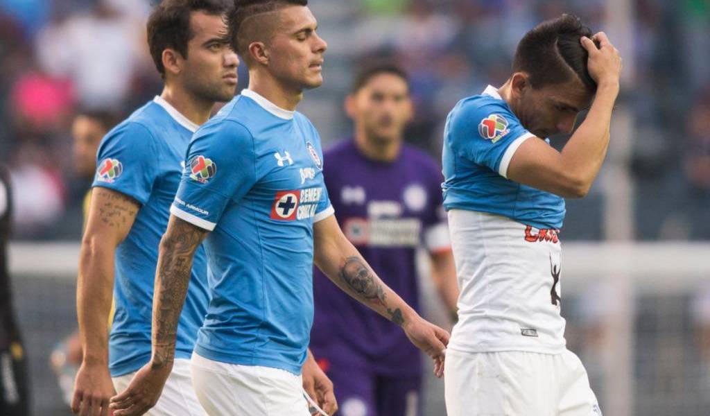 Ángel Mena no puede clasificar a la Liguilla con Cruz Azul