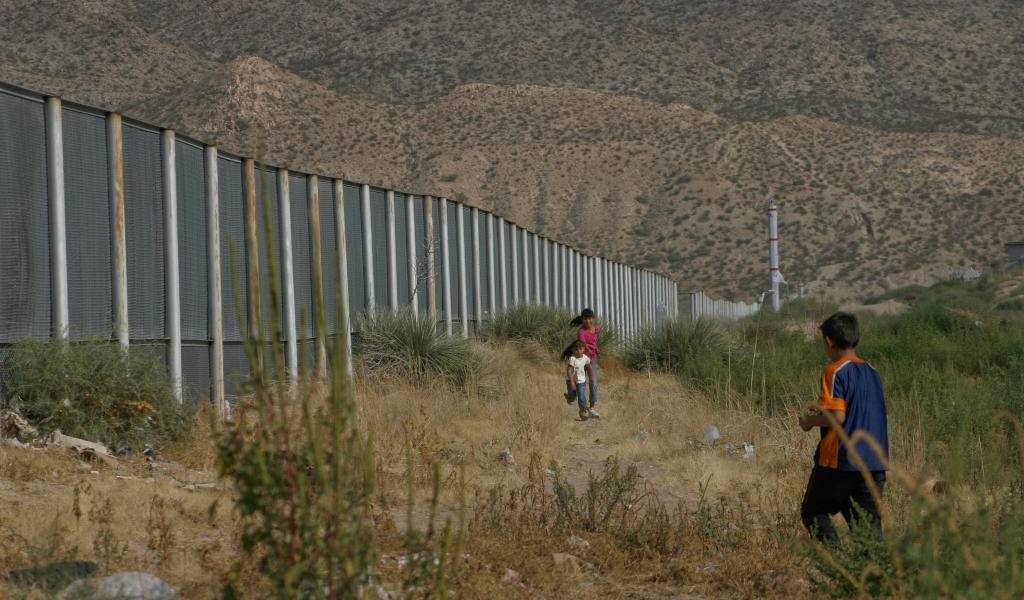 México: un millar de indocumentados detenidos en frontera con EEUU desde mayo