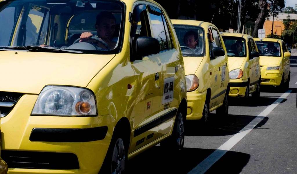 Colombia pide a taxistas colaboración para localizar asesinos del agente DEA
