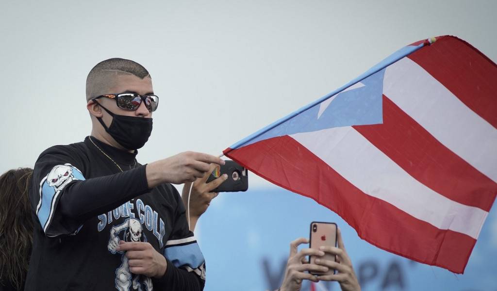 Bad Bunny suspende sus actividades por Puerto Rico