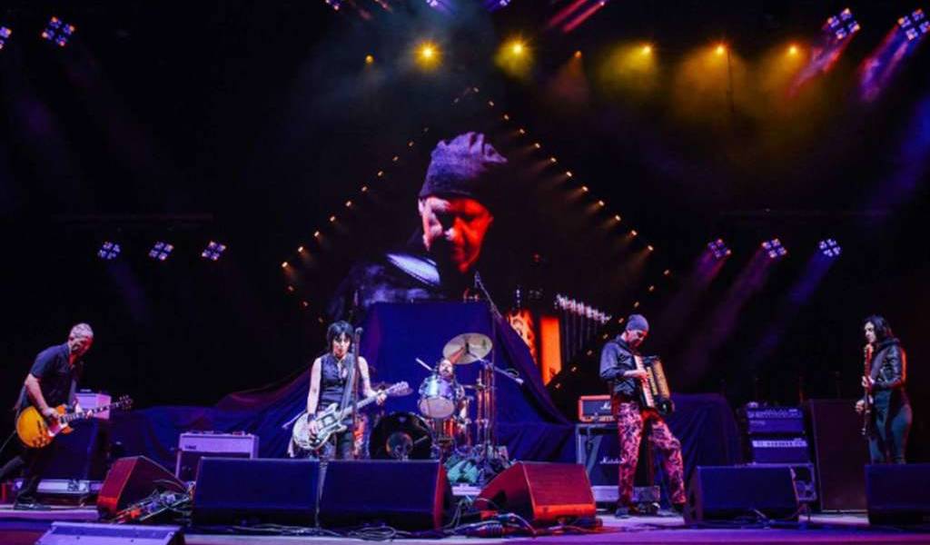 Ex integrantes de Nirvana rindieron homenaje a Kurt Cobain