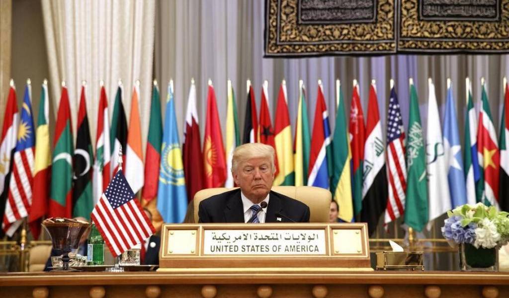 Trump exhorta a dirigentes musulmanes a luchar contra el &quot;extremismo&quot;