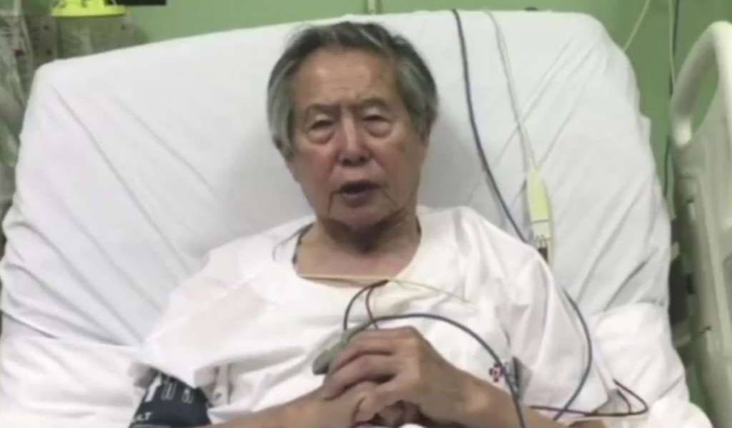 Guerra entre sus hijos afecta a Fujimori