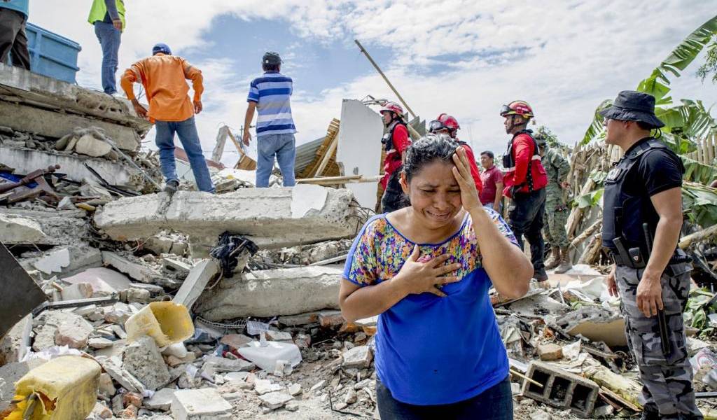 Presidente Correa actualiza balance de víctimas del terremoto