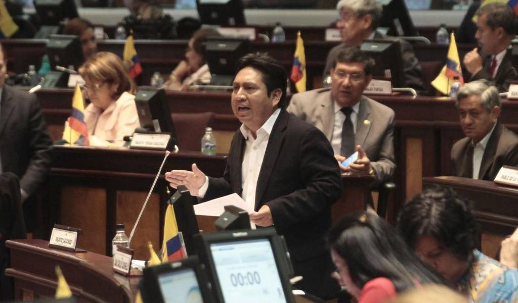 Tras acalorado debate, Asamblea aprobó resolución que condena actos violentos