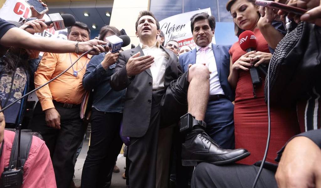 Exasambleísta Jiménez recibe brazalete electrónico tras decisión judicial