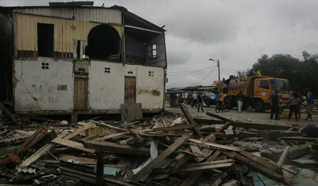 Elevan a 659 los muertos y 29.067 los albergados por terremoto en Ecuador