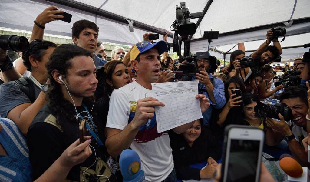 Oposición completó firmas para activar revocatorio contra Maduro en Venezuela
