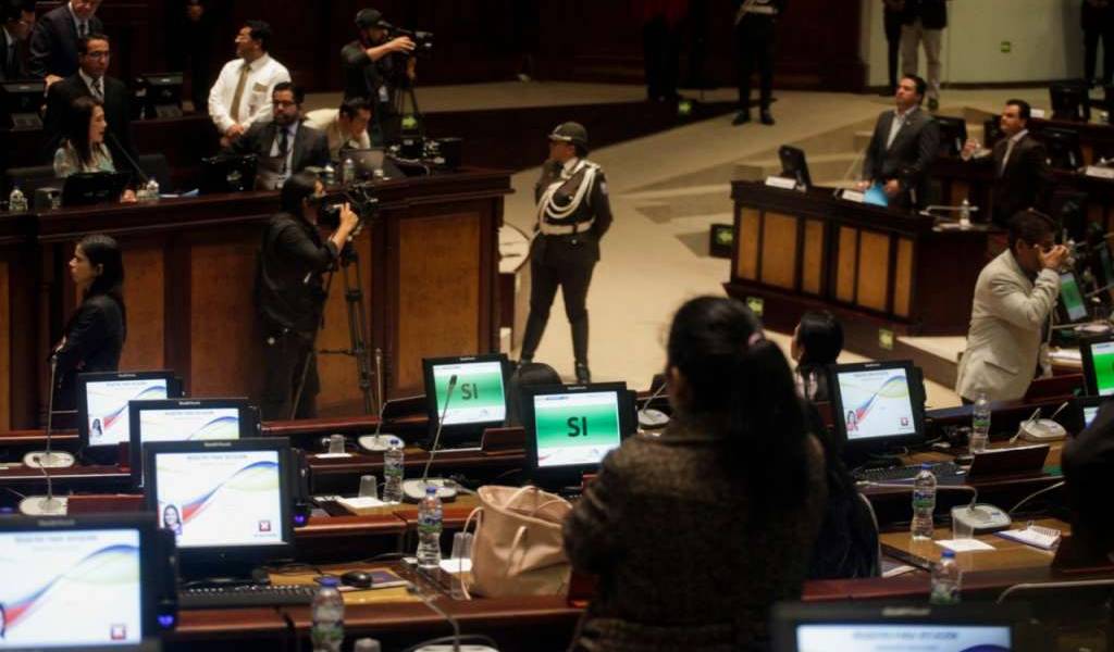 Asamblea resuelve que no tiene competencia para autorizar juicio a Correa