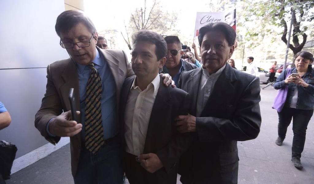 Exasambleísta Jiménez recibe brazalete electrónico tras decisión judicial