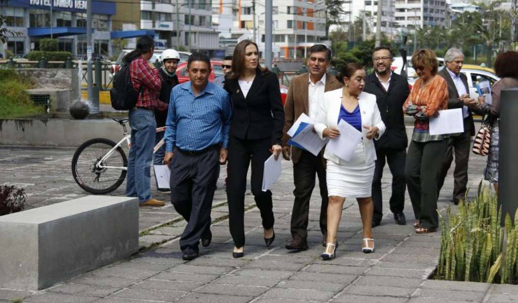 Concejales de Quito piden ampliar investigación