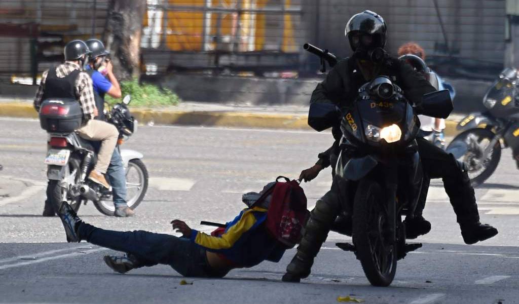 Saqueos y heridos de bala tras protesta contra Maduro en Venezuela