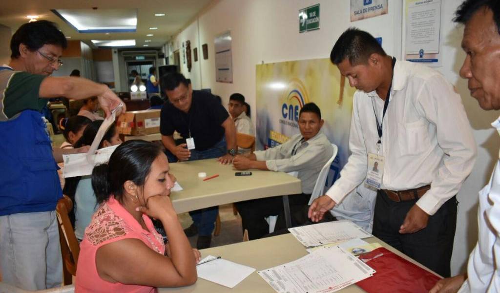 Guayas, Manabí y Morona Santiago continúan proceso de escrutinio de votos
