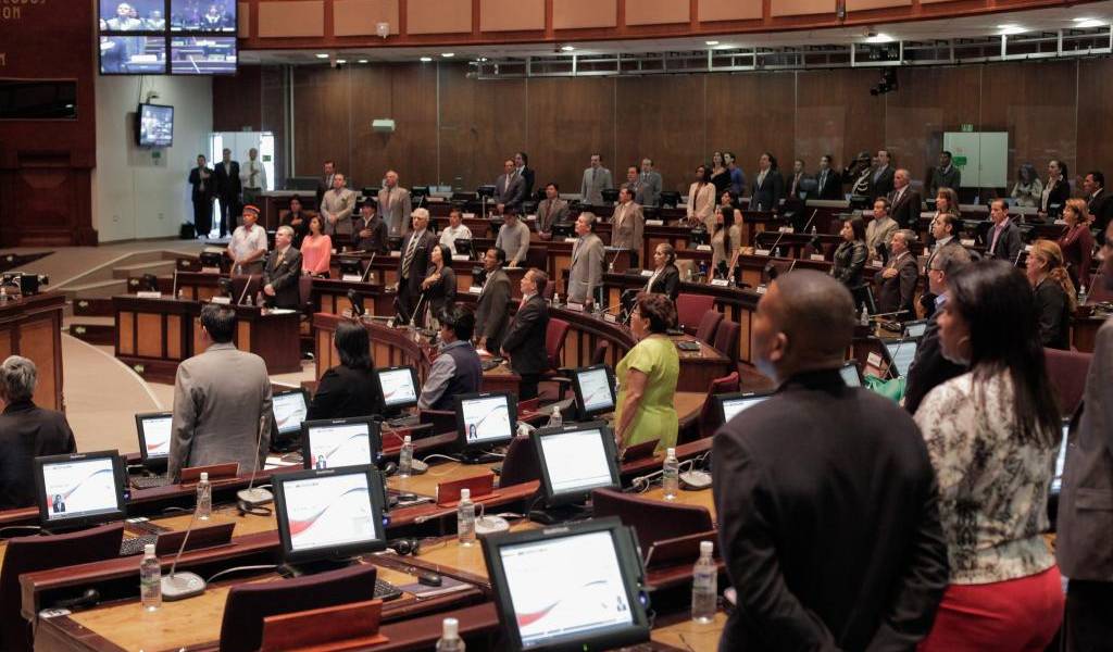 Pleno de Asamblea analiza sanciones para legisladores que falten